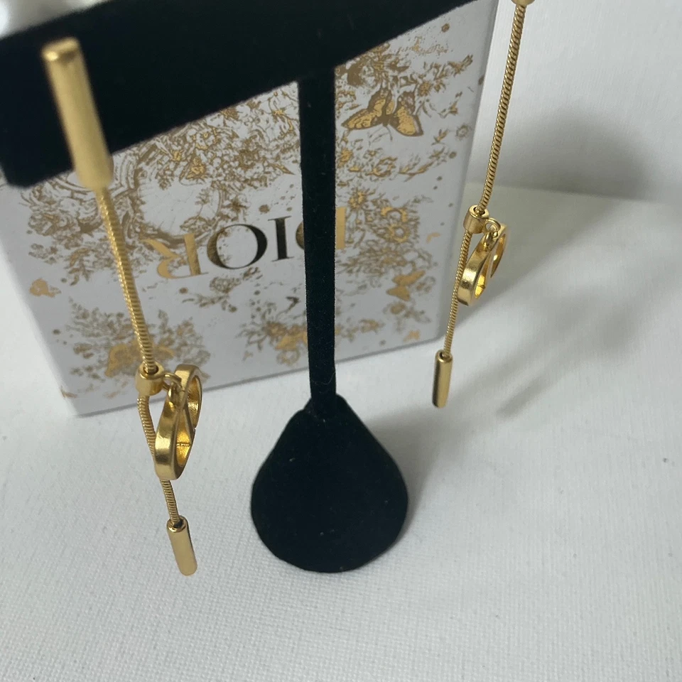 Brincos de ouro retrô autênticos Dior - Imagem 4 de 4