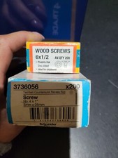 2 Boxes Of Screws 6x1/2 And 4x1
