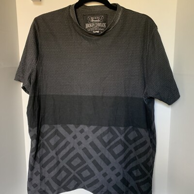 Broken Threads T Shirt Mens Size Medium Black /Gray  Print Slim Fit Pocket T