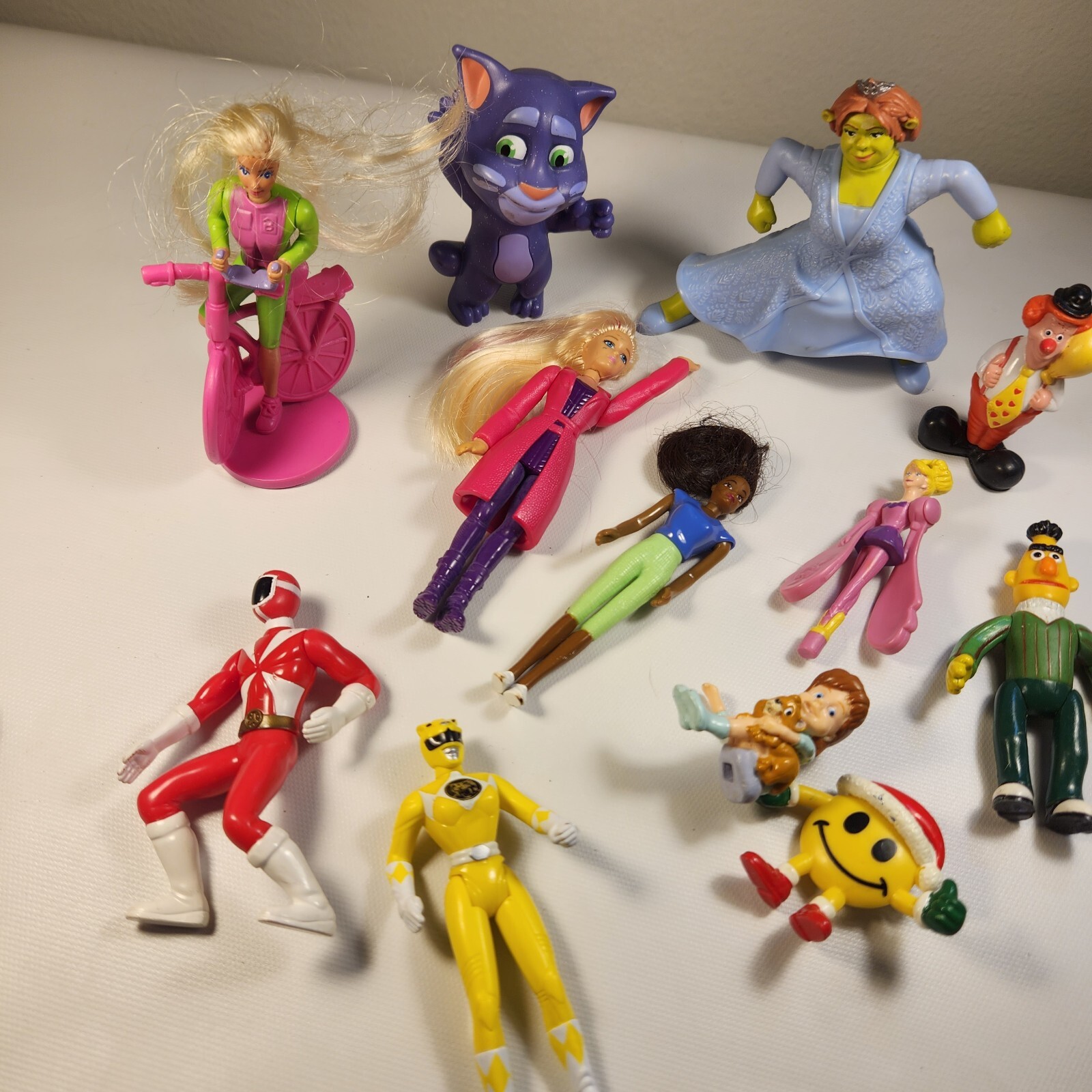 Action figure Collection lot (R) 12 figures GIRLS