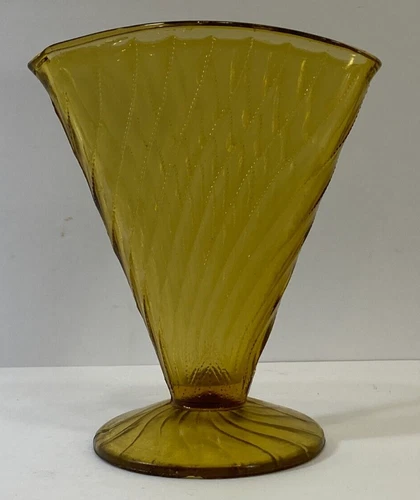 VINTAGE LE Smith ROMANESQUE AMBER DEPRESSION GLASS FAN VASE BEADED SWIRLS 7.5”