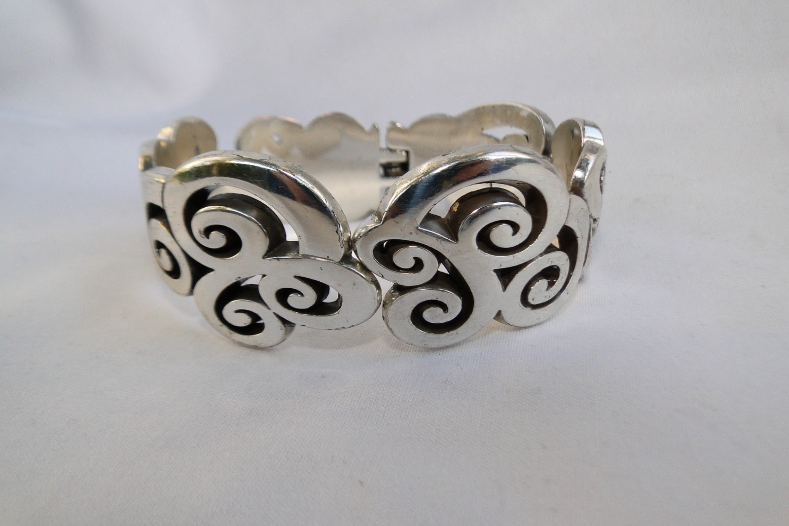 Brighton Mingle Silver Hinged Bangle Bracelet - image 1