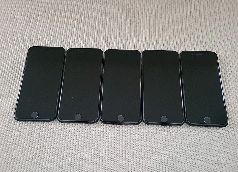 Lot - 5 EXCELLENT Apple iPhone 7 A1778 32GB Black Unlocked AT&T 90%+ BATTERY - Image 2 of 4