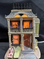 Susan Winget Howie Berry Funeral Home Lighted House Halloween Village Retired