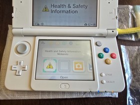 "New" Nintendo 3DS - Animal Crossing Happy Home Designer Console - Complete