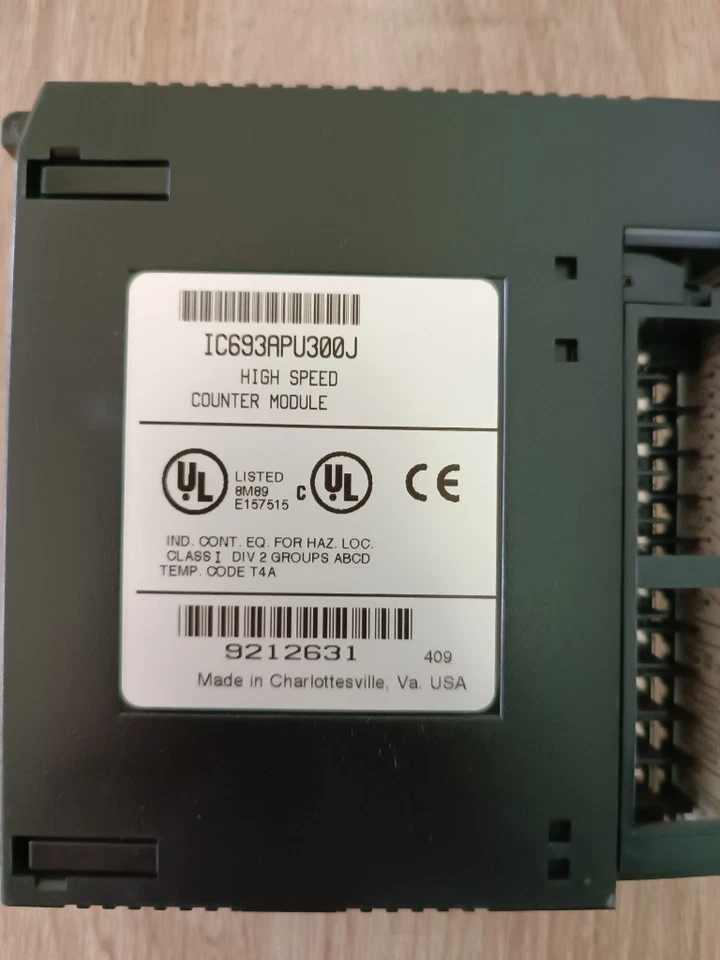 Module GE Fanuc IC693APU300J High Speed Counter Series 90-30 d'occasion - Photo 3/3