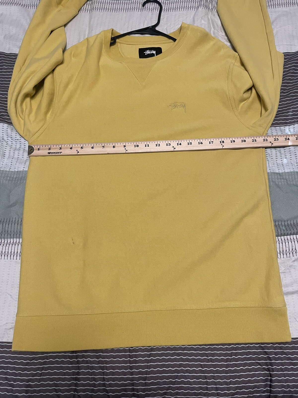 Rare STUSSY Mustard Yellow Crewneck Sweatshirt Skateb… Gem