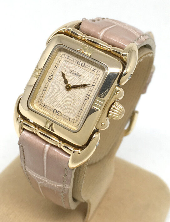 TABBAH Saga Quartz Gold 18k Lady's Watch Size 22×34 mm TABBAH Saga Quartz Gold 18k Lady's Watch Size 22×34 mm