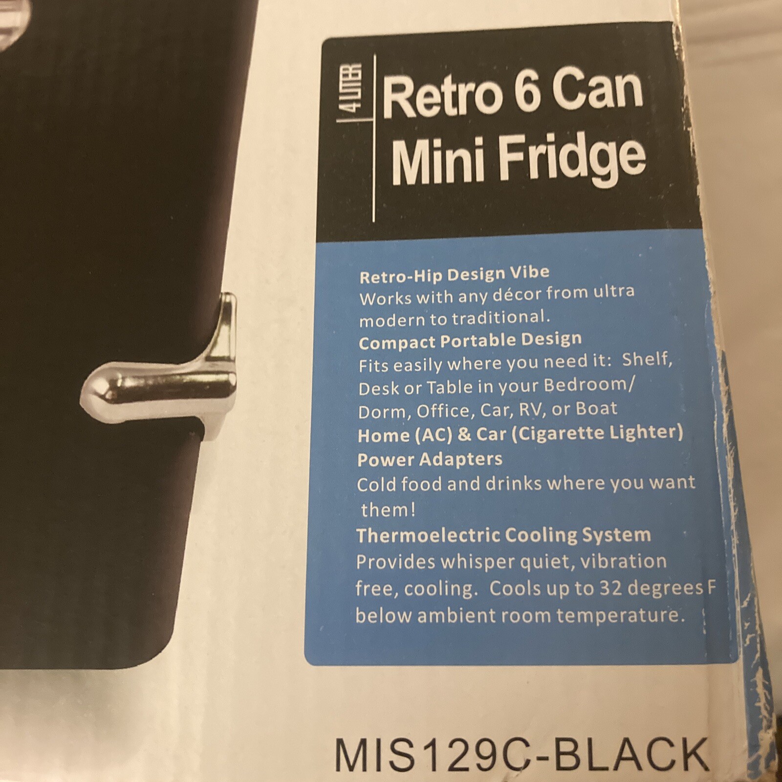 NIB Igloo Mini Fridge Beverage Refrigerator Home or Auto Blk Holds 6 Cans Retro