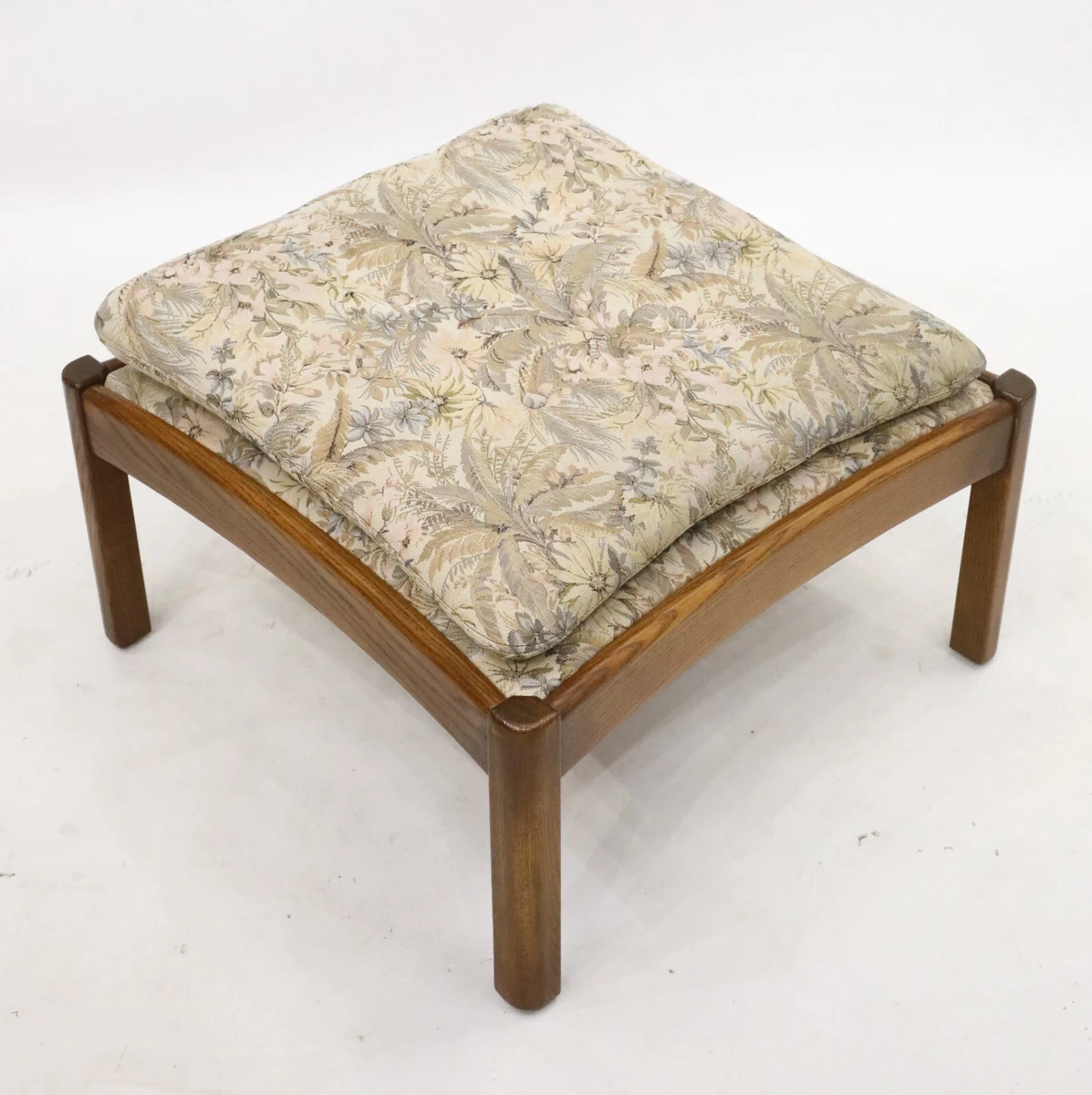Genuine Ercol Footstool In Ercol s Golden Dawn Finish FREE