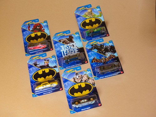 Hot Wheels Batman | Batmobile | HDG89 Series | NEW | DC | 2021 Choose Yours - Picture 2 of 29