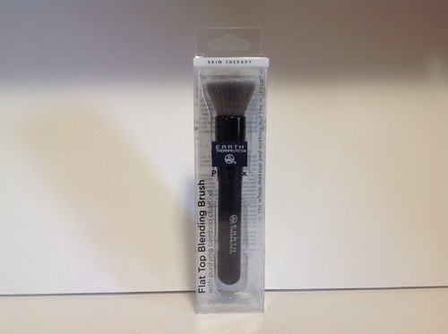Earth Therapeutics Charcoal Flat Top Blending Make-Up Brush/NIB - Picture 10 of 12