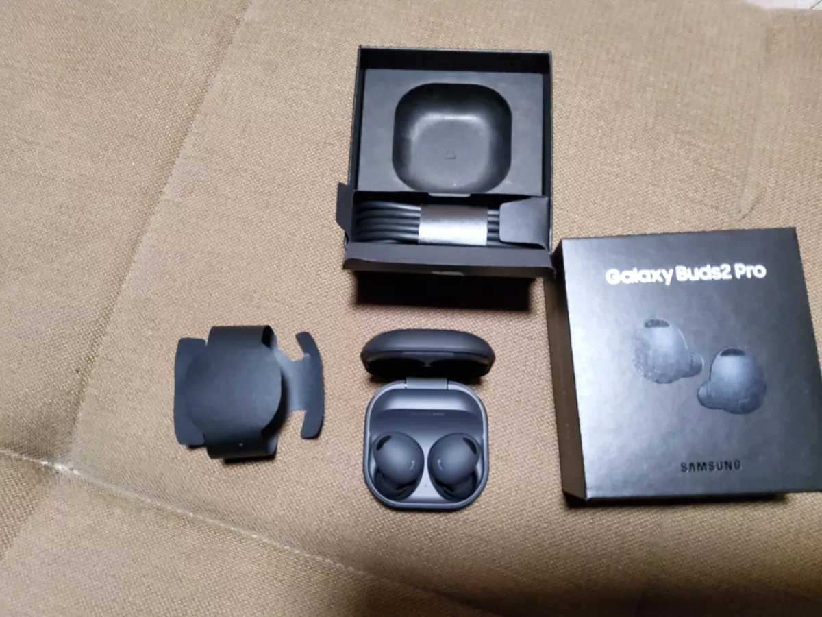 Samsung buds 2 pro New open box.