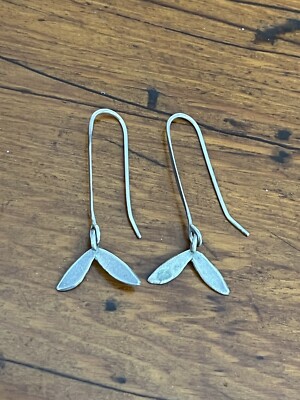 Coole zierliche wirbelnde Ohrhänger aus Sterlingsilber, hübsch. Artisan Made