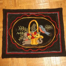 Hand Hooked Wool Rug Floral Bird Dog Scatter Mat 23x18 Primitive Folk Art