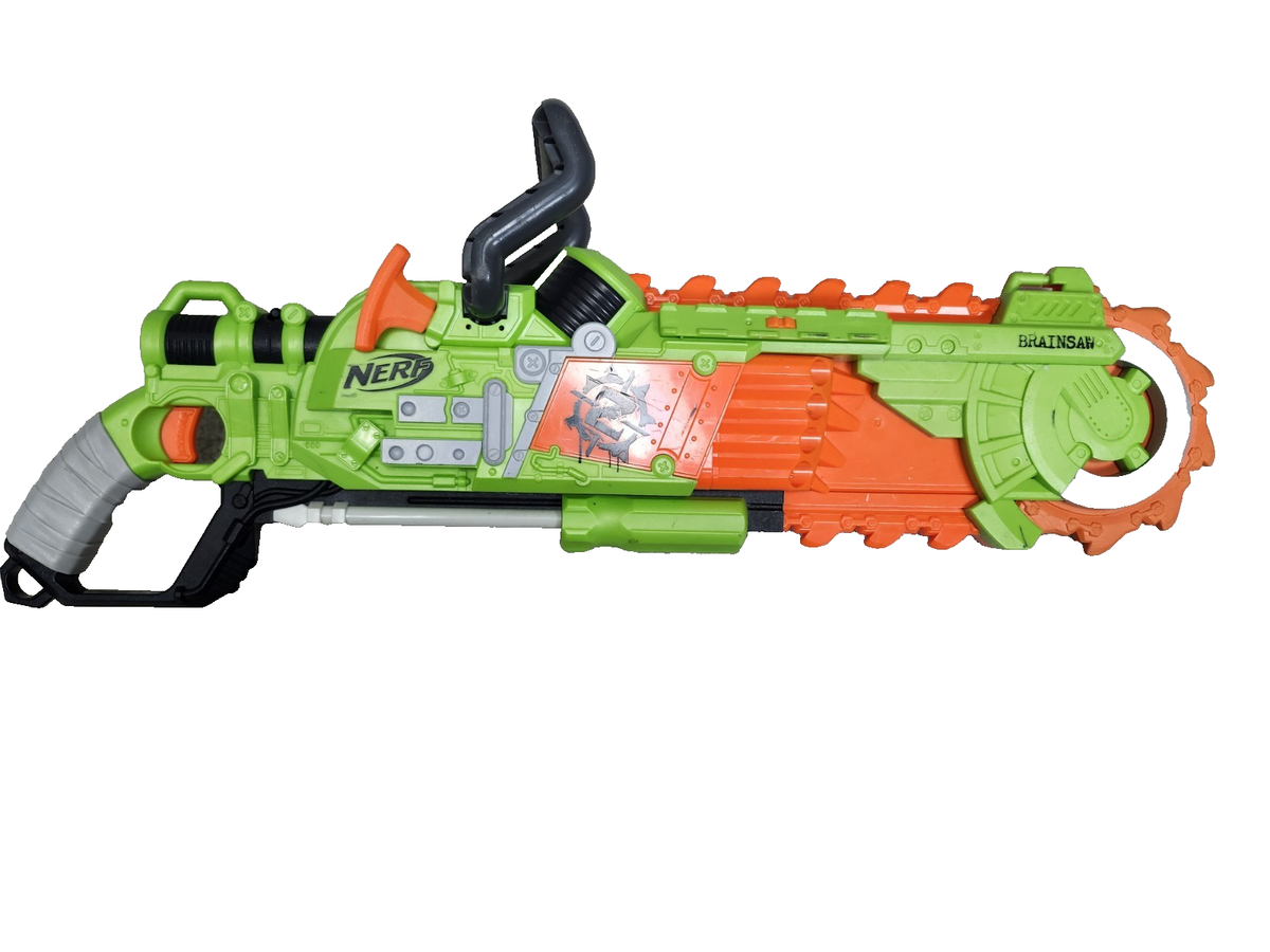 Nerf ZOMBIE Strike BRAINSAW Chainsaw Pump Action Dart Blaster Gun
