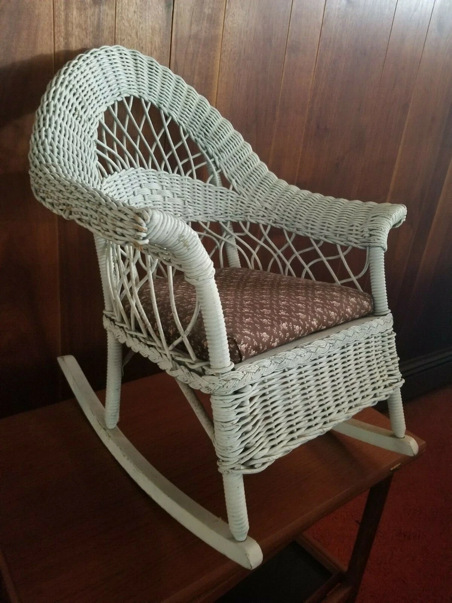 Small wicker rocking online chair