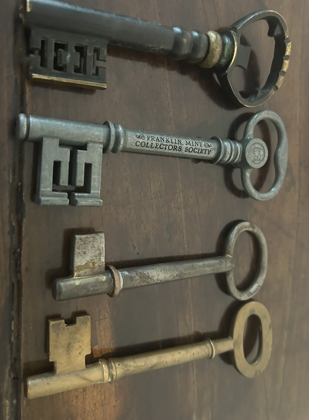 Lot Of (4) Vintage Antique Corkscrew Keys | eBay