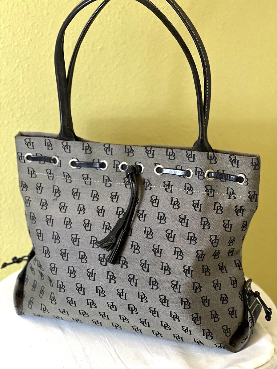 DOONEY AND BOURKE💥VINTAGE💥 Gray & Black Signature Canvas Tote