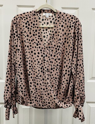 She + Sky Boutique Blouse Split Neck Tie Sleeves Sz Large Career Casual Cheetah