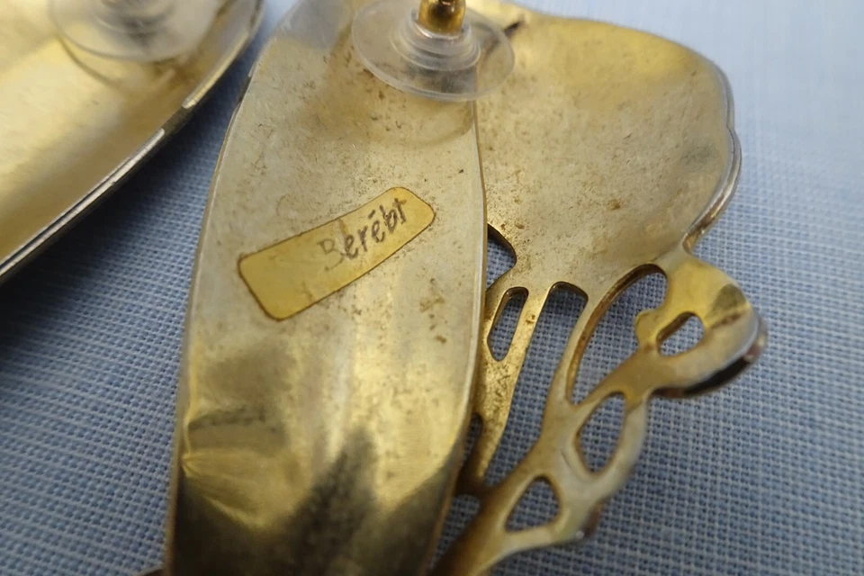 Vintage Signed Berei Stunning Gold Tone & Indigo Blue Pierced Earrings - Image 3 of 4