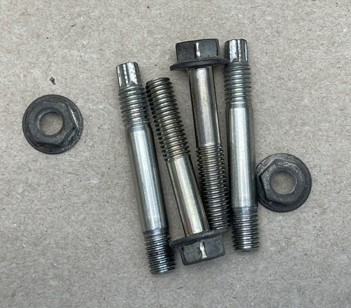 06-16 LEXUS IS250 IS350 FUEL RAIL RAMP PIPE MOUNTING BOLTS LH OEM 23808-31010