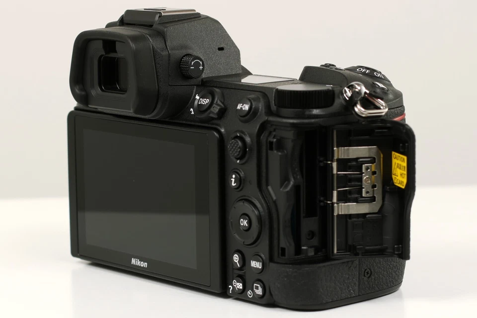 Nikon Z7 II Body Vollformat Systemkamera 45,7 MP für Höchste Präzision, 16 Ausl. - Bild 4 von 4