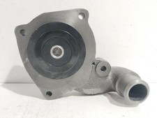 Pompe à eau Mazda 121
