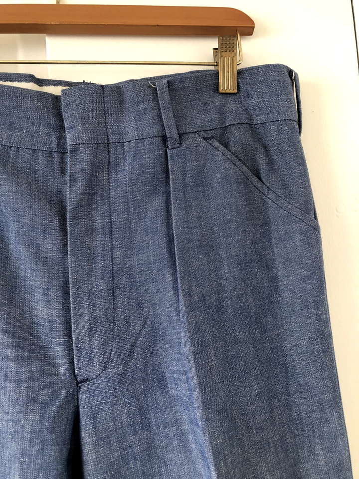 Pantalón vaquero vintage años 70 Levis Panatela cambray pierna ancha plisado cintura alta Foto 2 de 4