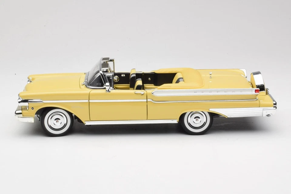 92578 Mercury Turnpike Cruiser Yellow Road Signature 1:18 - Image 4 of 4