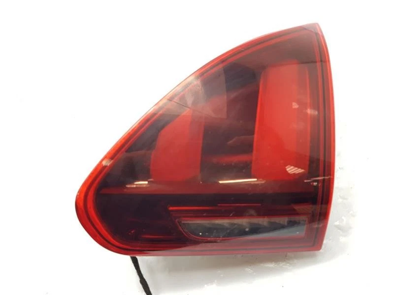 Peugeot 2008 2017 luz trasera interior trasera lado del conductor 5 puertas hatchback 9814757280 Foto 2 de 4