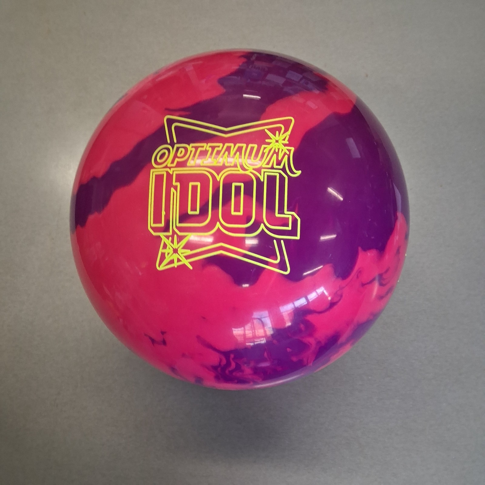 Roto Grip Optimum Idol Pearl   bowling  ball 14 LB   1st qua