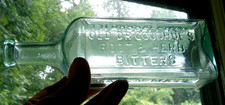 OLD DR.GOODHUES ROOT & HERB BITTERS RUSSELL SALEM,MASS APPLIED LIP 1870 BOTTLE