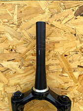 27.5 RockShox 35 Gold RL. 44 mm offset, 160mm travel, Boost 110