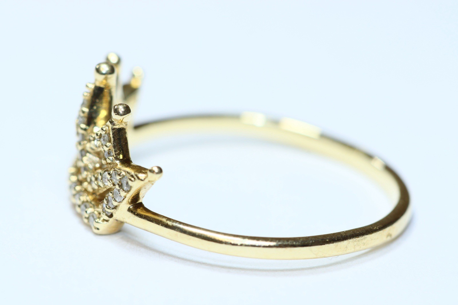 10k Diamond Crown Ring - image 3