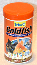 TETRA GOLDFISH VITAMIN C ENRICHED FLAKES WT. 2.2 OZ. /