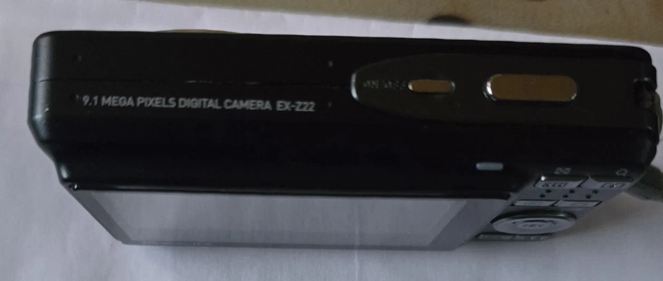 Casio Exilim EX-Z22 Digitalkamera schwarz 9,1 MP - Bild 4 von 4