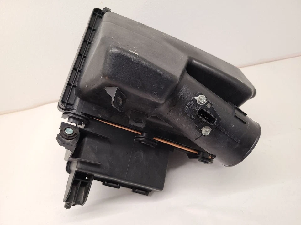  2012 2013 2014 2015 2016 2017 NISSAN QUEST Air Cleaner 3.5L 6 Cylinder  - Image 2 of 4