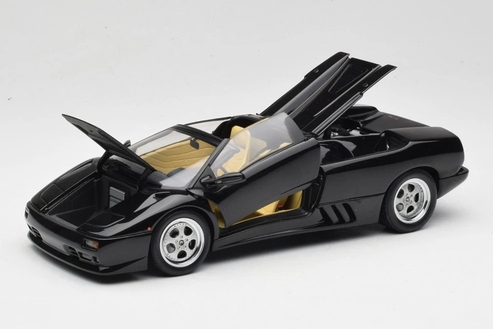 70093-R1 Lamborghini Diablo Roadster Negro Caja de Repuesto AUTOart 1:18 Foto 2 de 4