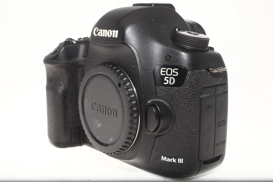 Canon 5D Mark III - Image 2 of 4