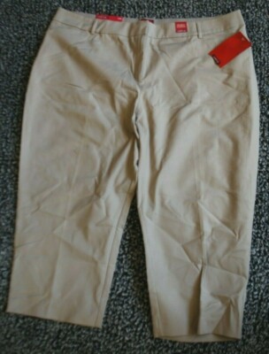 WOMEN'S PLUS SIZE 3X 24W **** CURVY FIT  CASUAL CAPRI PANT CLOTHING NEW