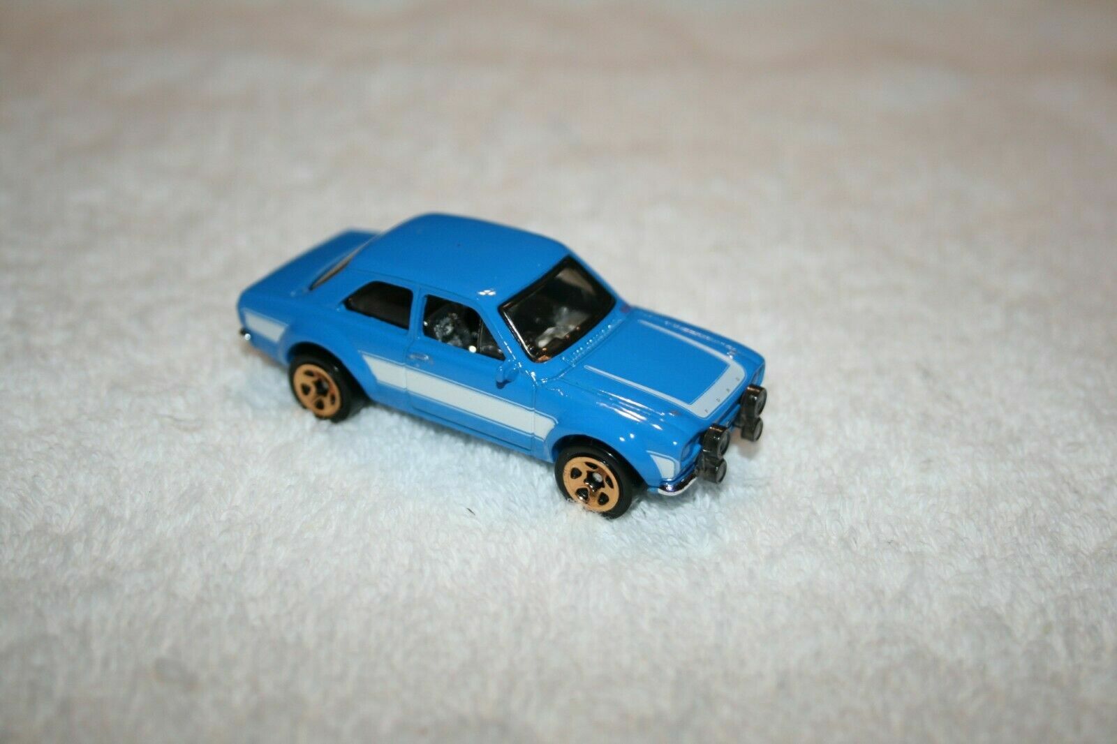 Picture 2 of 5