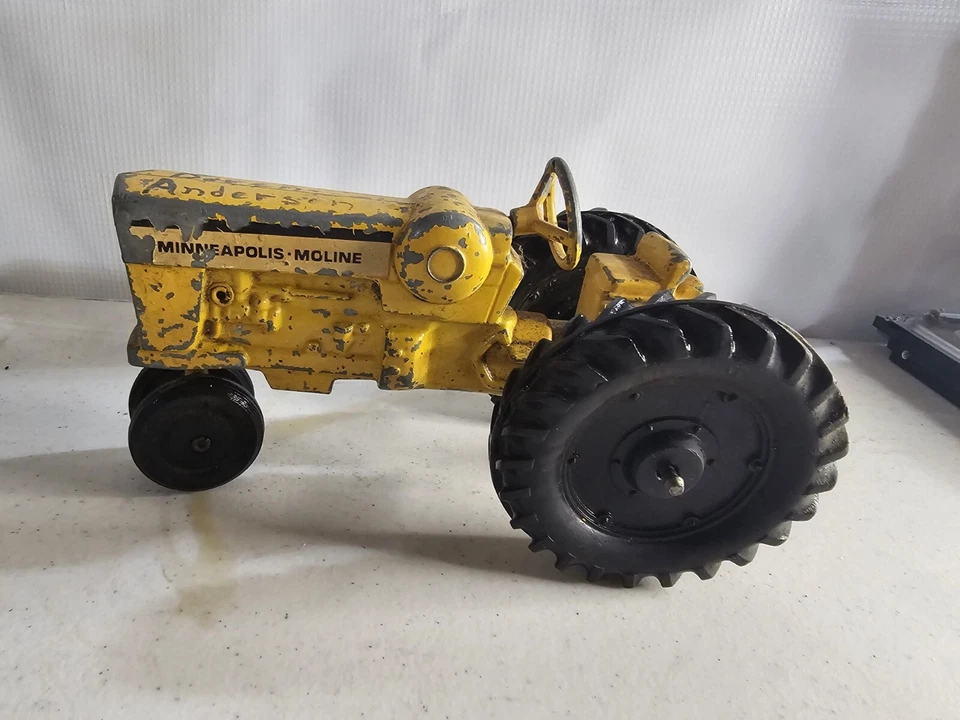 Vintage ERTL Minneapolis Moline Tractor Diecast yellow made in USA - Image 4 of 4