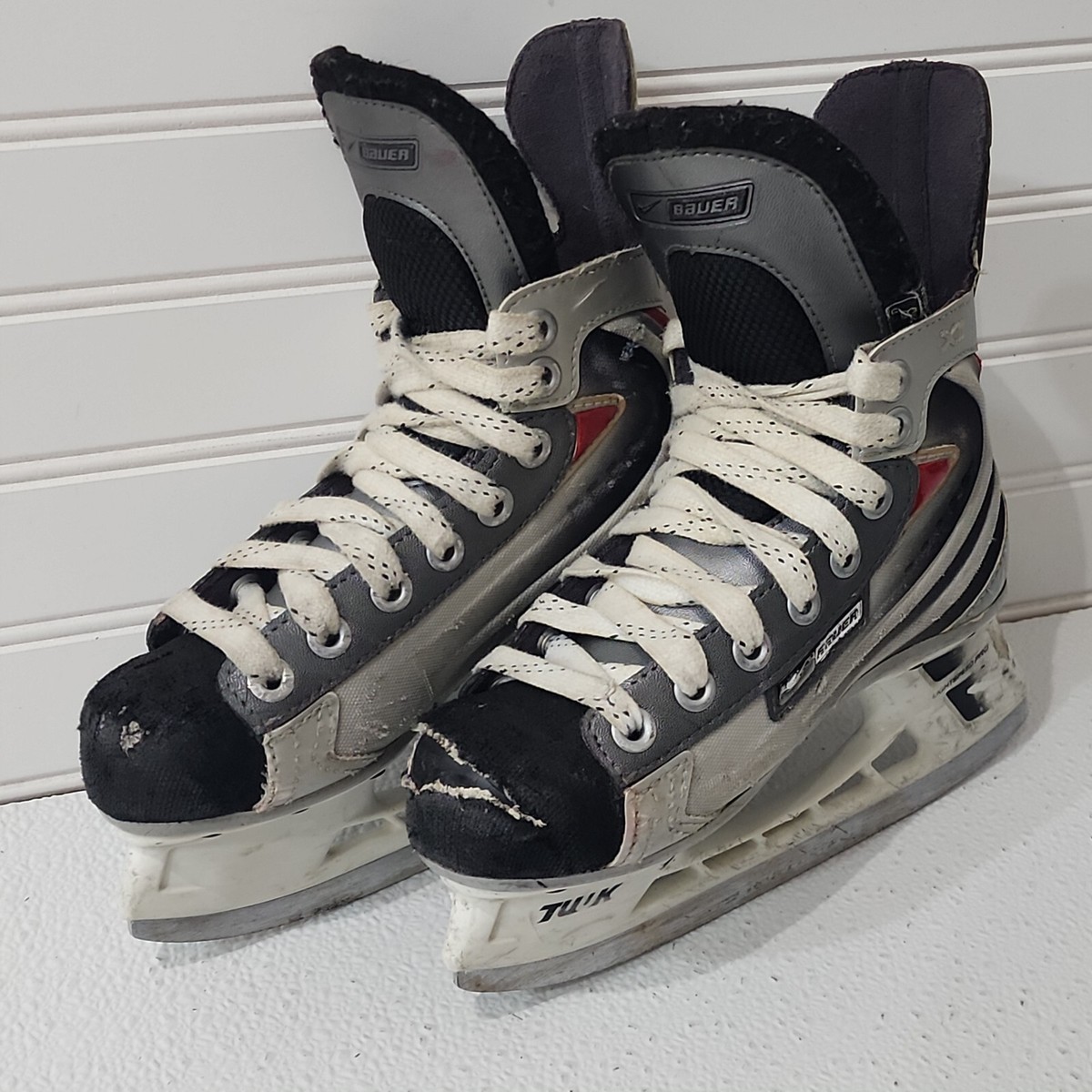 Nike Bauer Vapor Xii Ice Hockey Skates Junior Size Y13D TUUK LightSpeed Pro  Kids