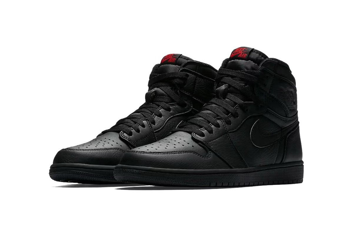 Size 10.5 - Air Jordan 1 Retro OG High Triple Black | eBay Size 10.5 - Air Jordan 1 Retro OG High Triple Black | eBay