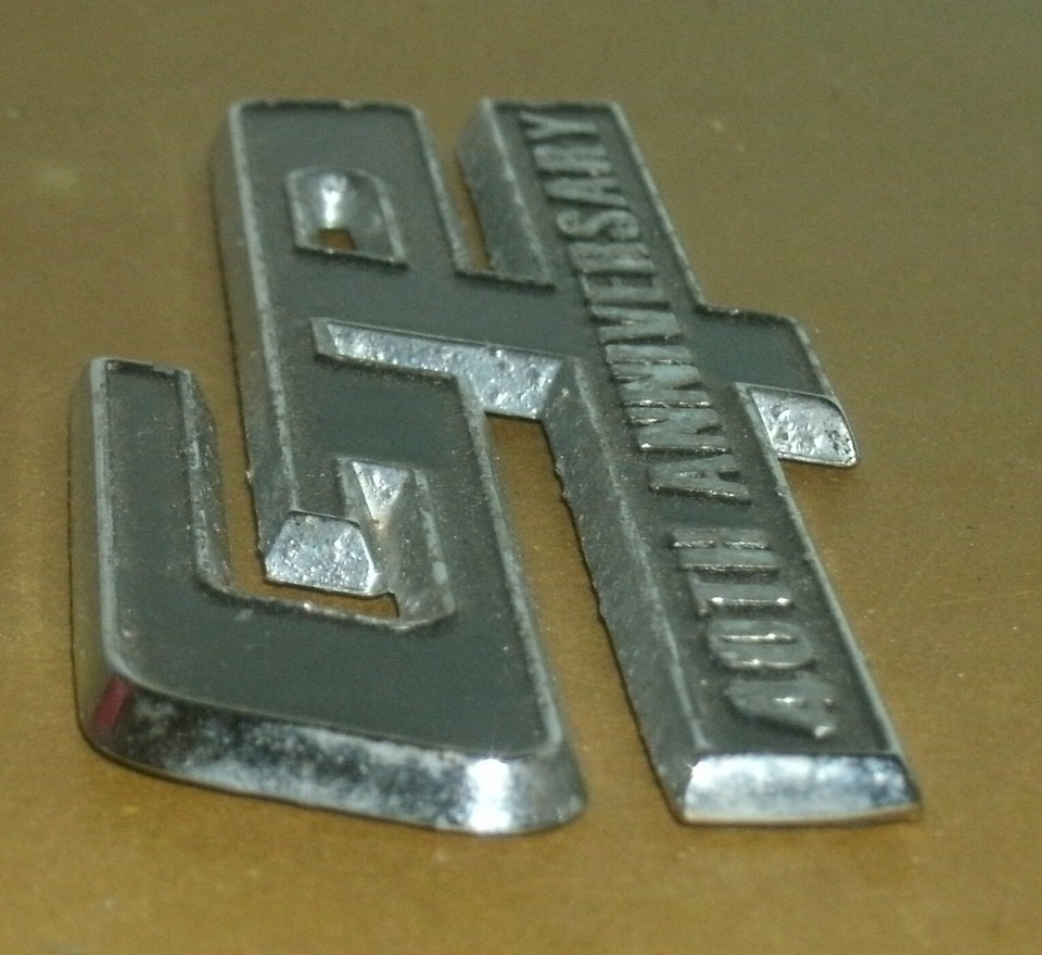 Vintage 2002 Pontiac Grand Prix GP 40th Anniv. Rear Badge 4