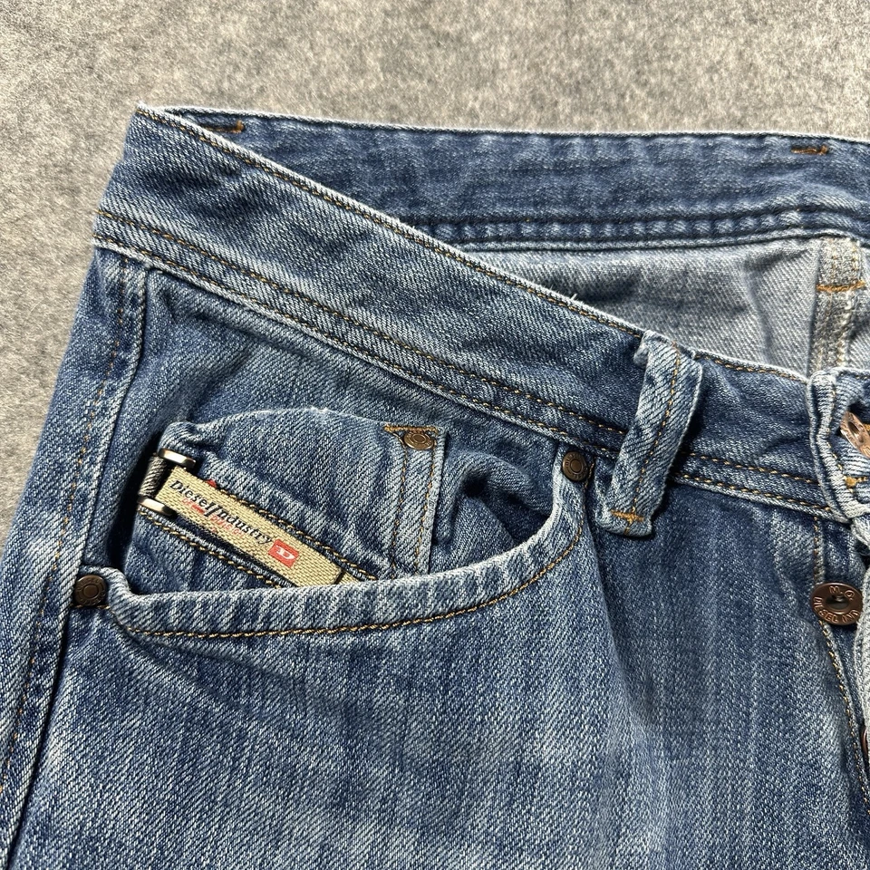 Diesel Jean Shorts Size 31 (31x11) Darron Cut Off Button Fly Distressed Jorts - Image 4 of 4