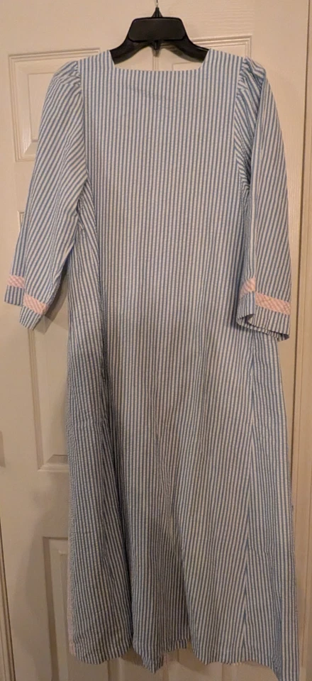 Vtg Saybury Women Size Small  Multicolor Seersucker House Coat Robe Zip Pockets - Image 4 of 4
