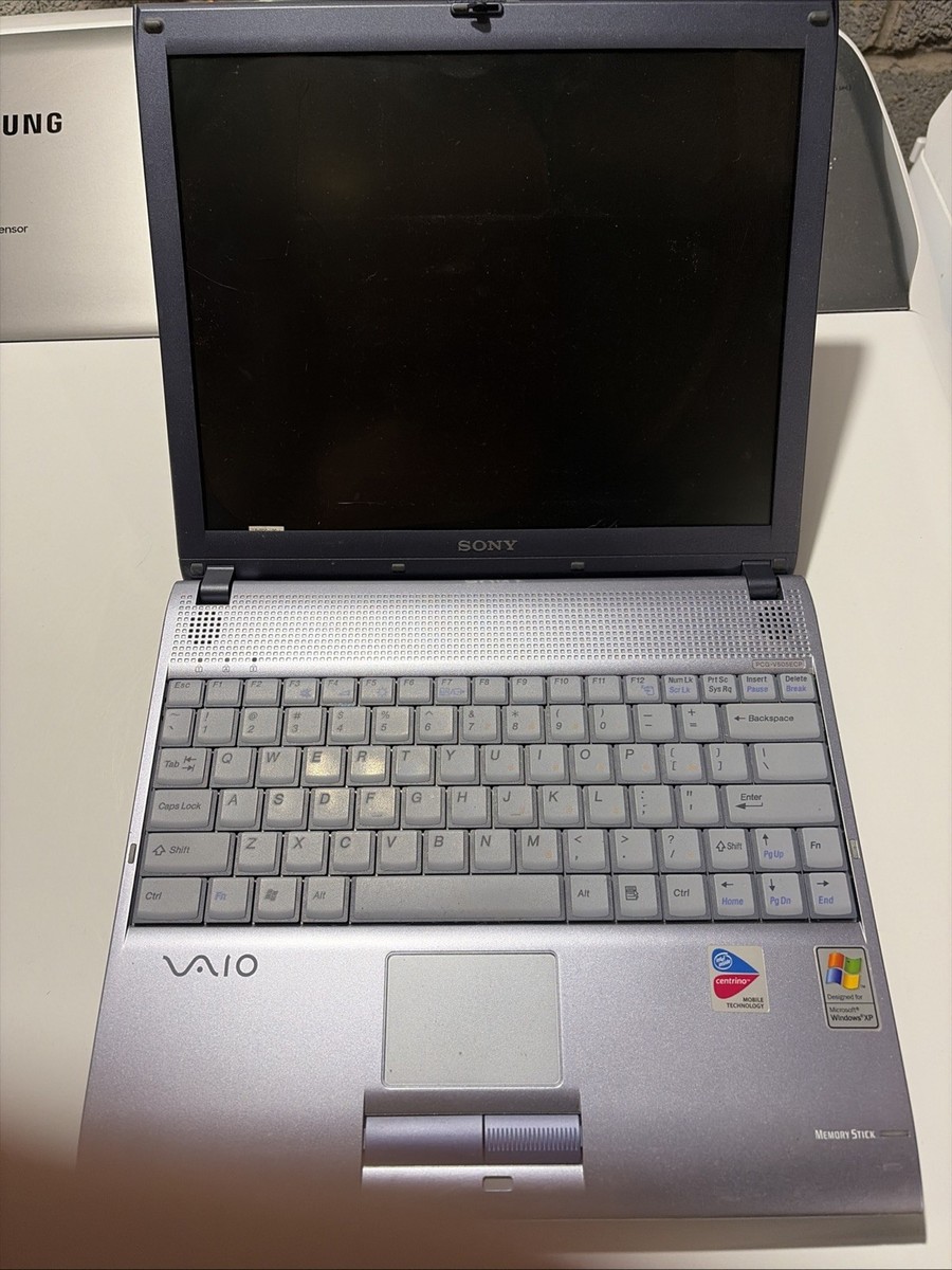 Sony Vaio PCG-6B1L Laptop 15 Inch Intel Centrino For Parts Or