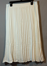 Pleated Skirt Long 29in White XL